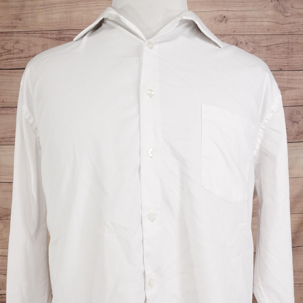 Van Heusen Shirt XL 17-17.5 34/35 White L/S Button-Up Stain Shield Regular Fit